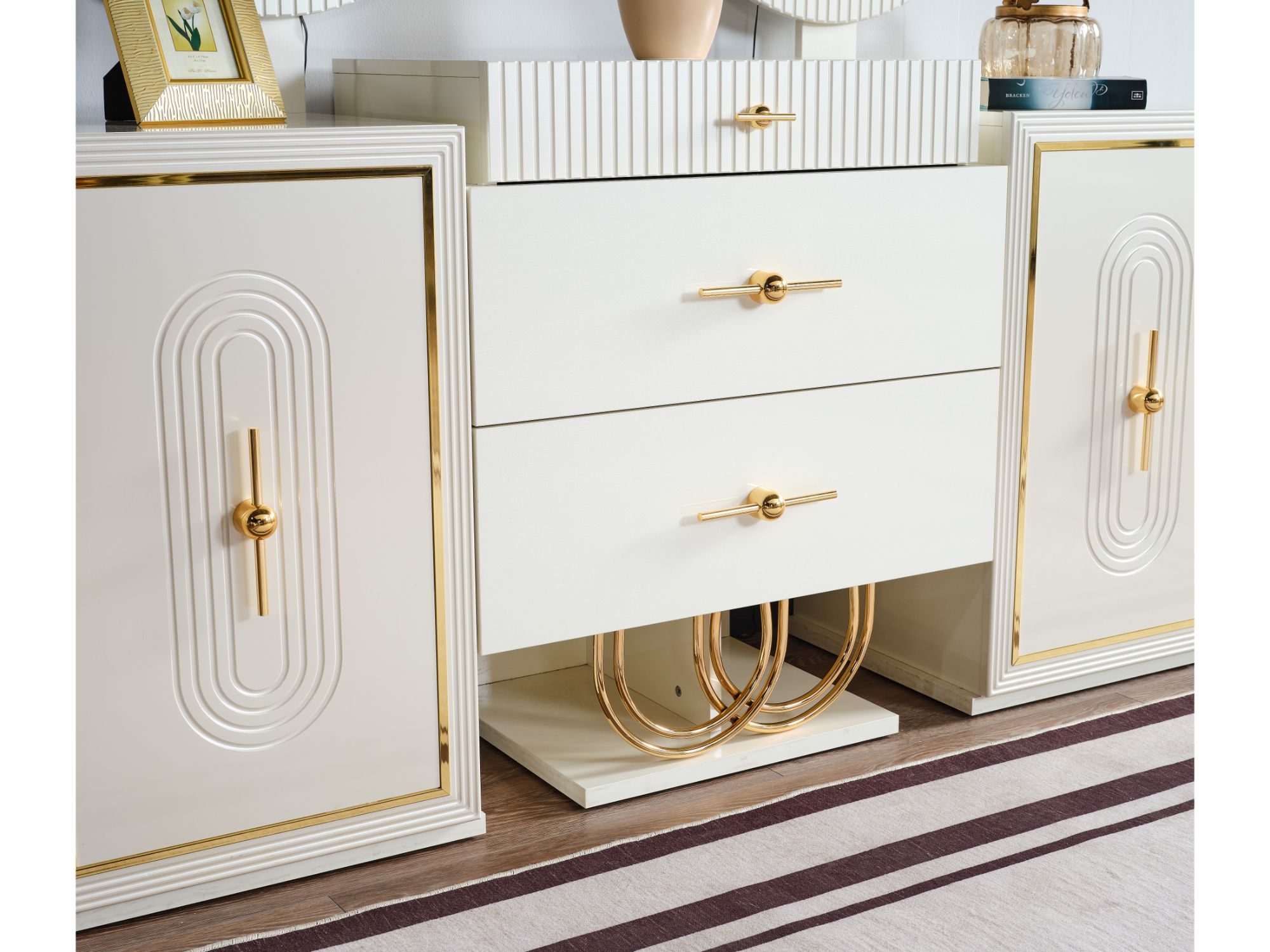 Marsel Diningroom Set