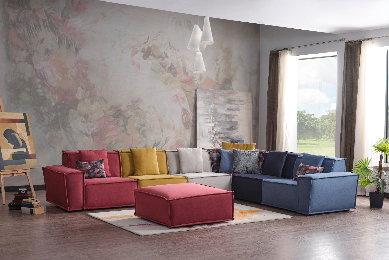 Padova Sectional With Ottoman