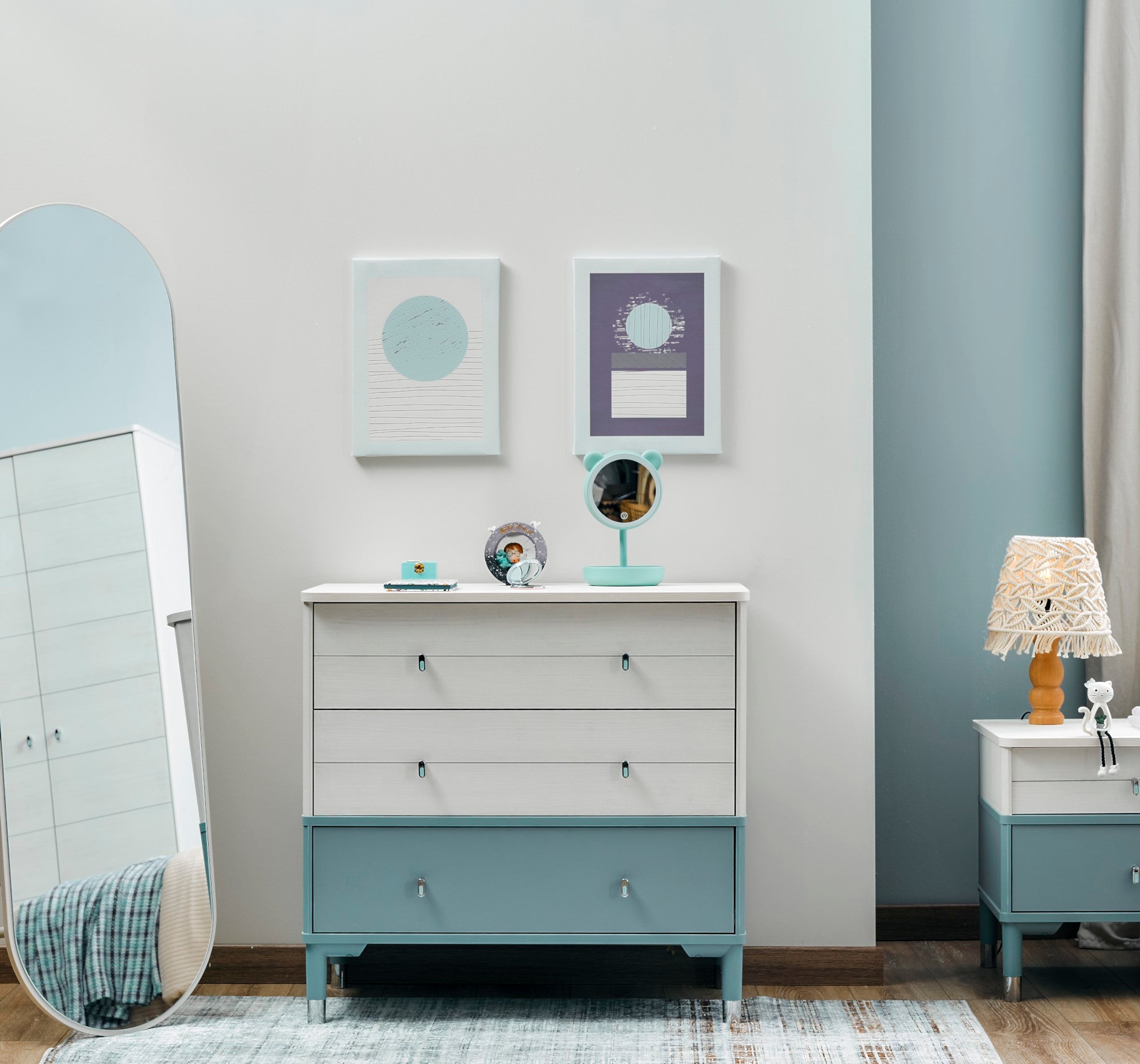 Marin Dresser With Mirror