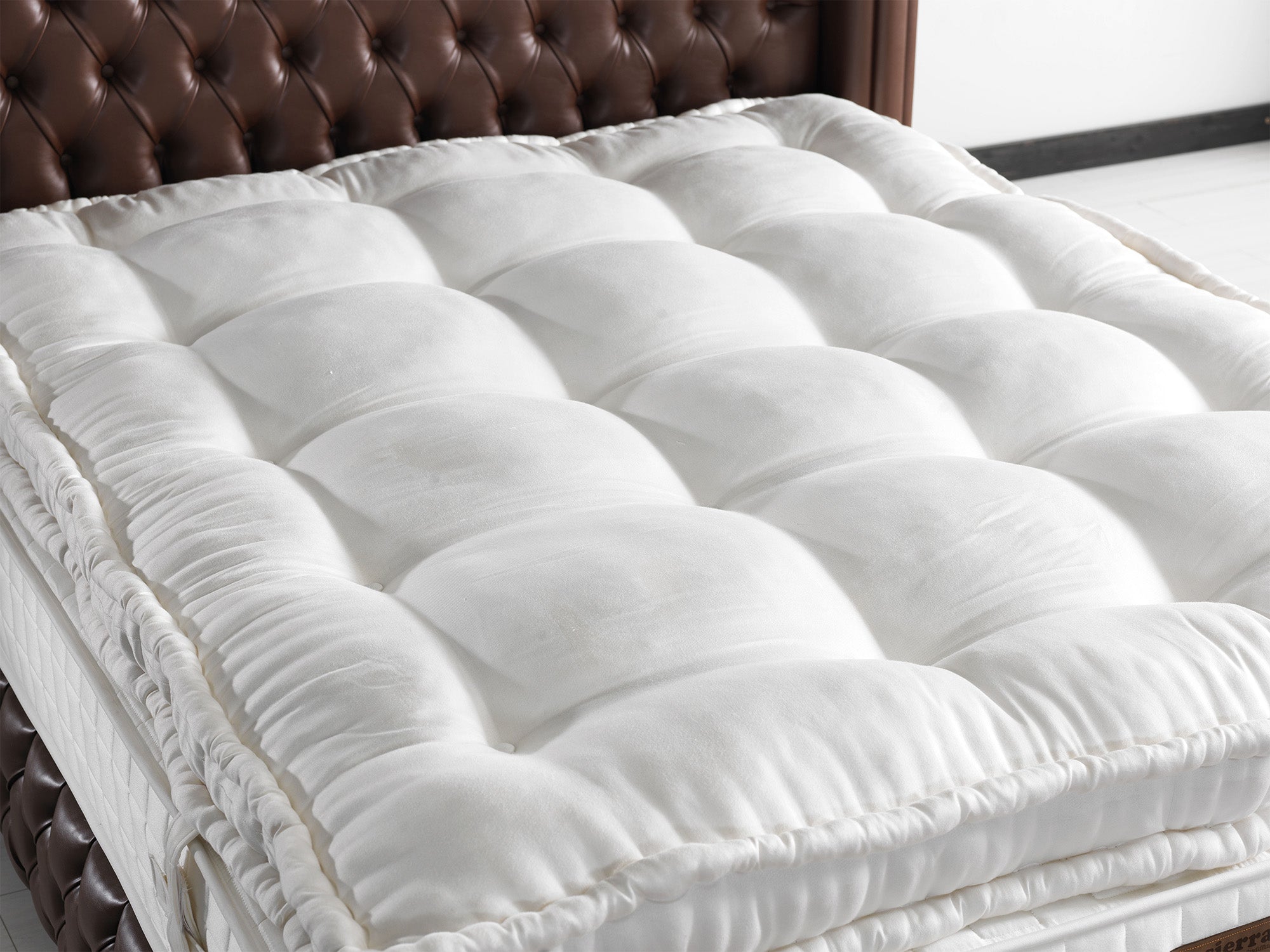 Monalisa Storage Bed With Headboard