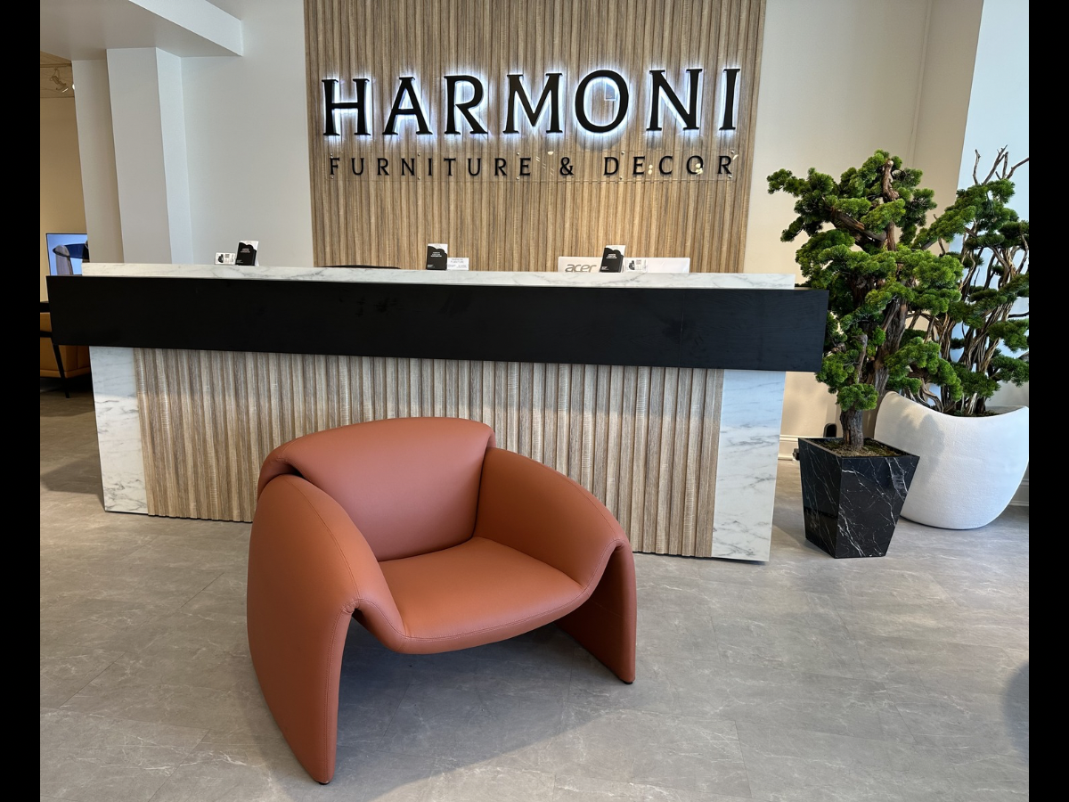 Pera Armchair