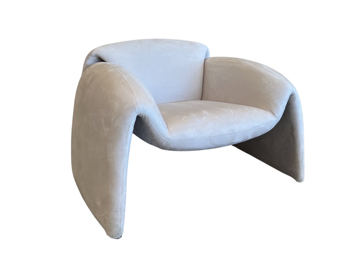 Pera Armchair