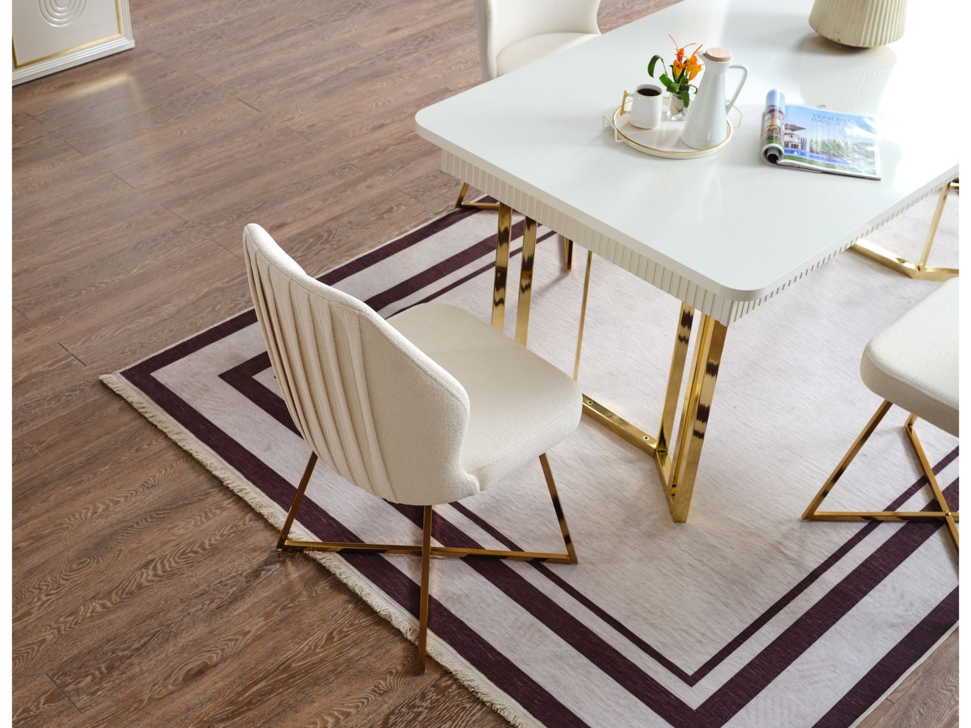 Marsel Diningroom Set