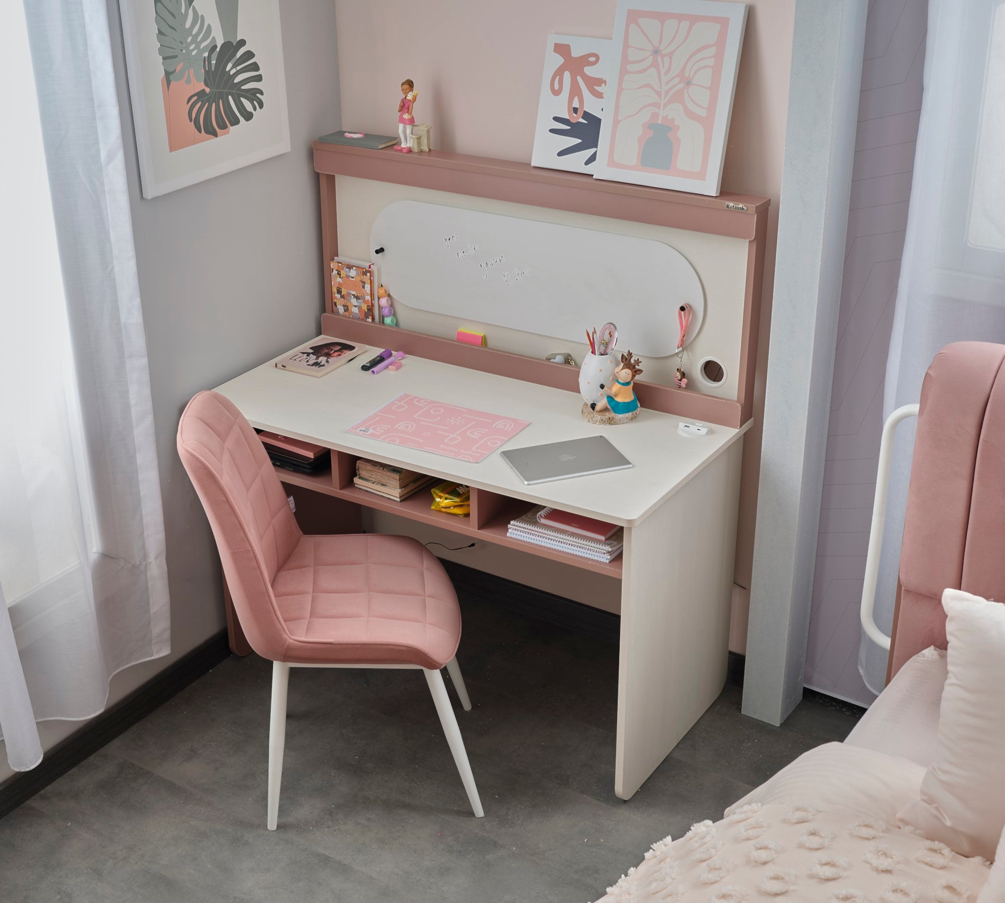 Linda Study Desk With Top Module