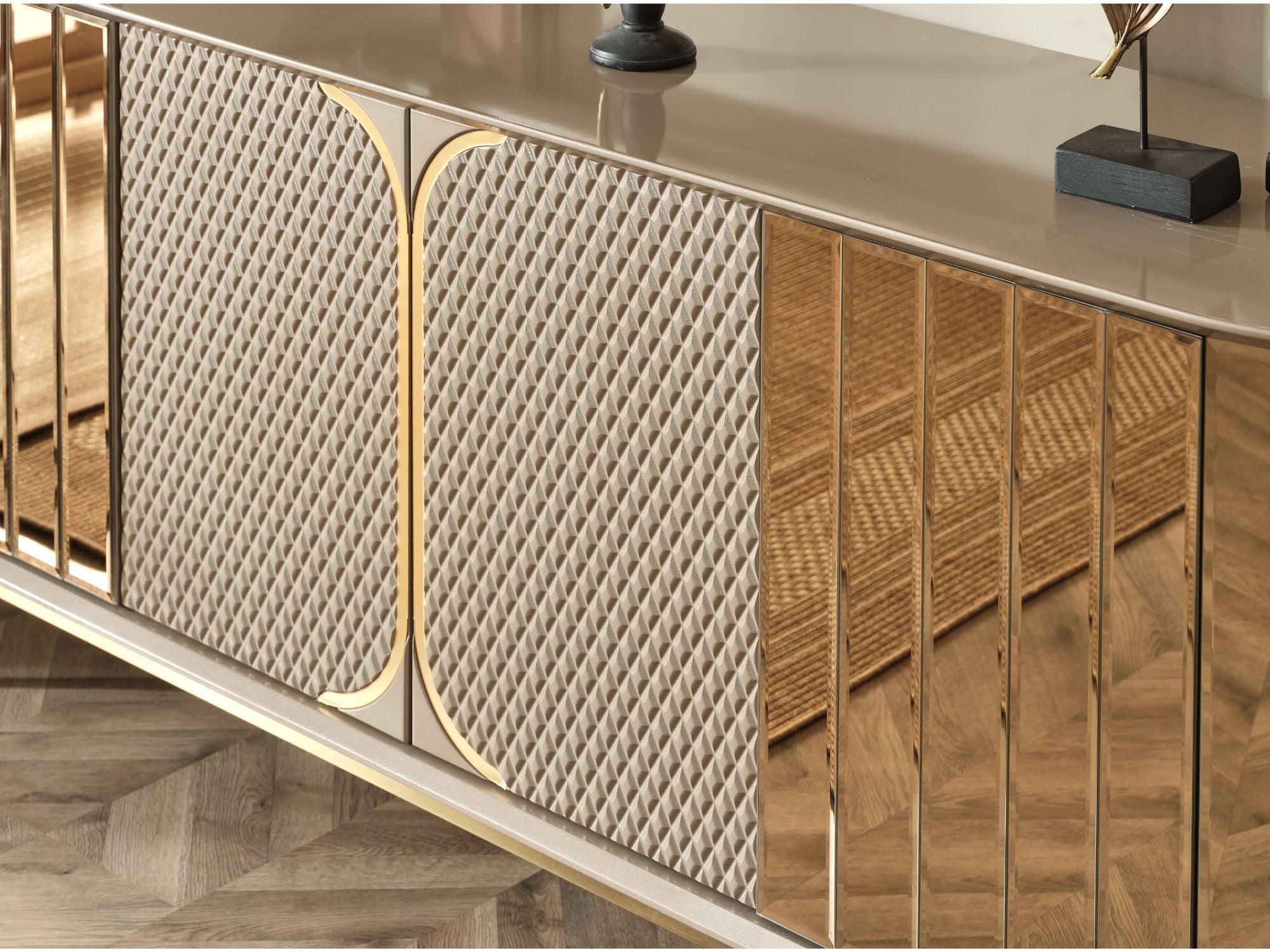 Madrid Diningroom Set