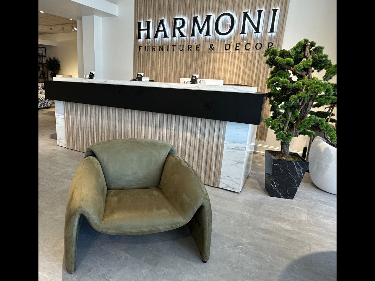 Pera Armchair