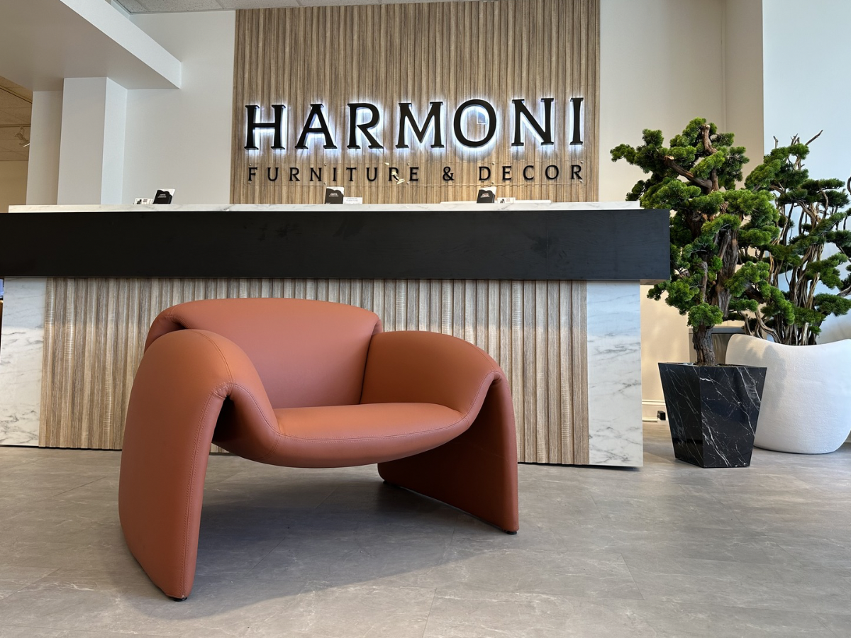 Pera Armchair