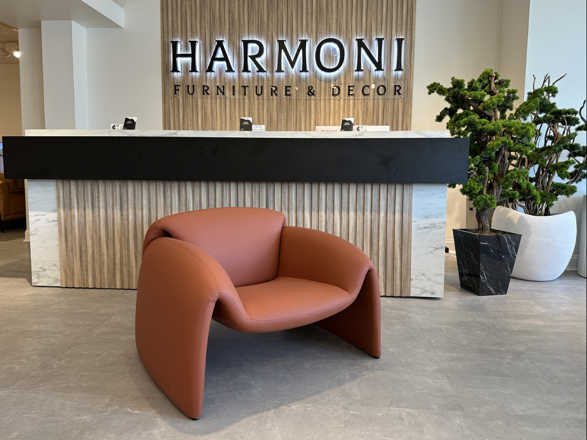 Pera Armchair