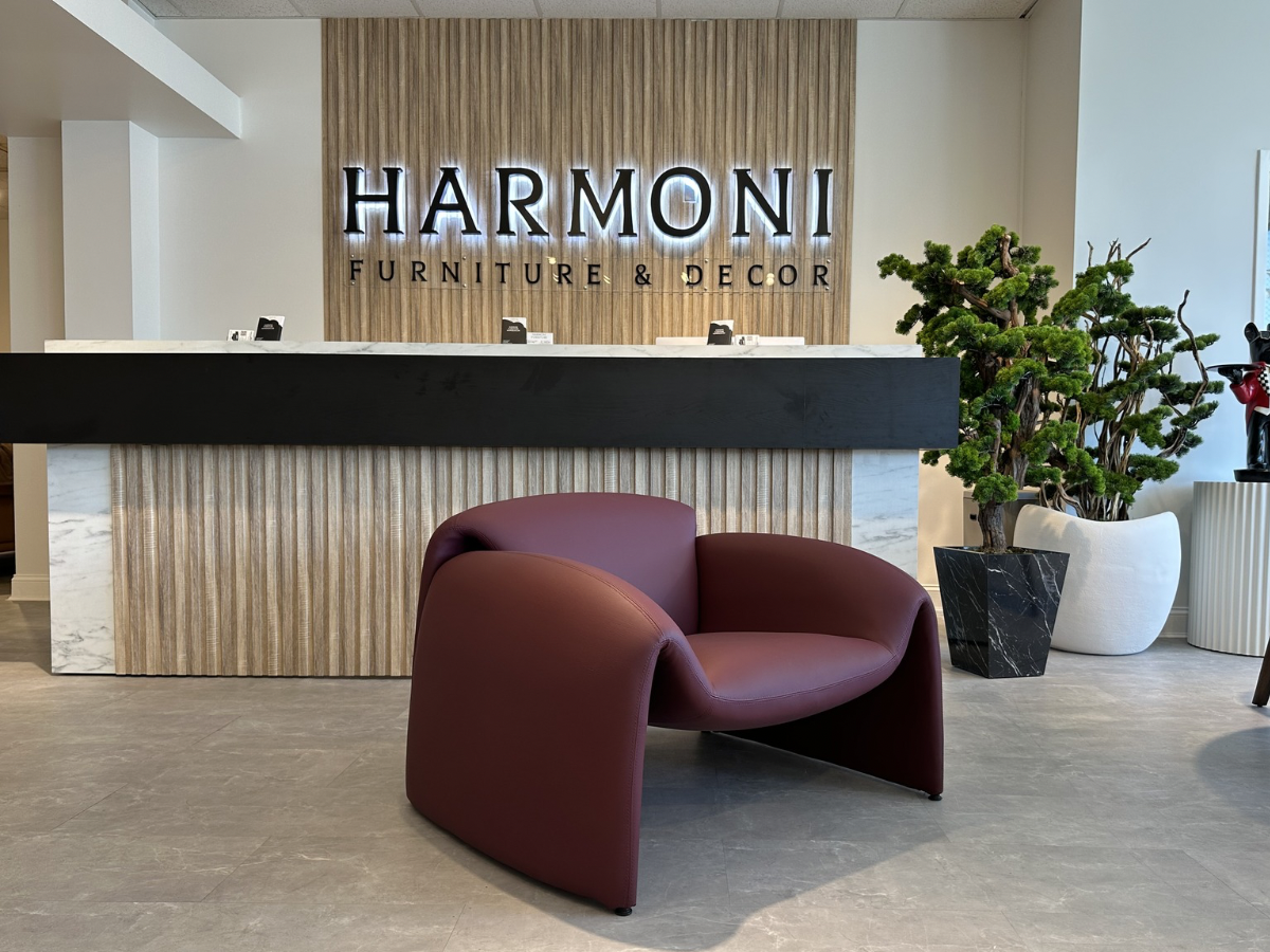 Pera Armchair