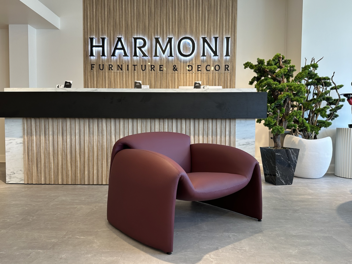Pera Armchair