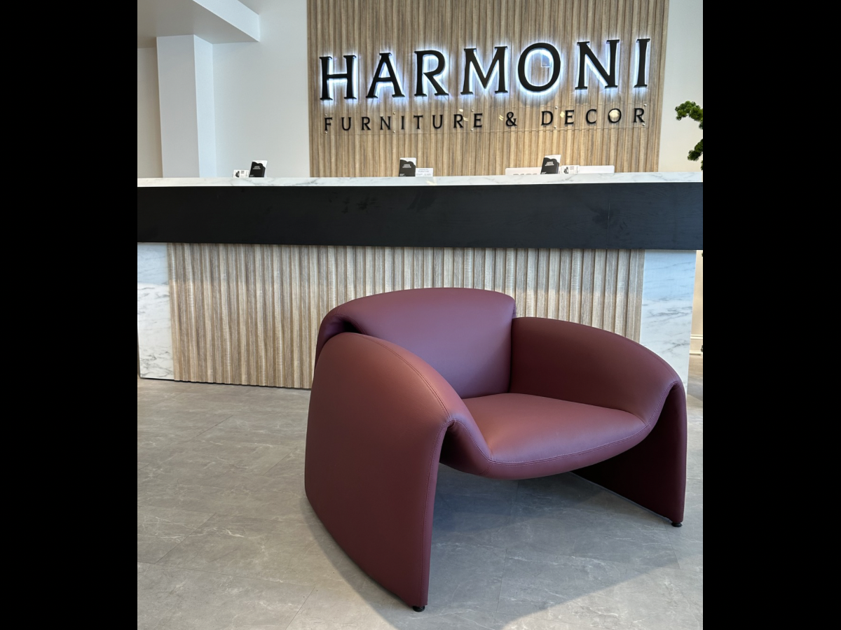 Pera Armchair